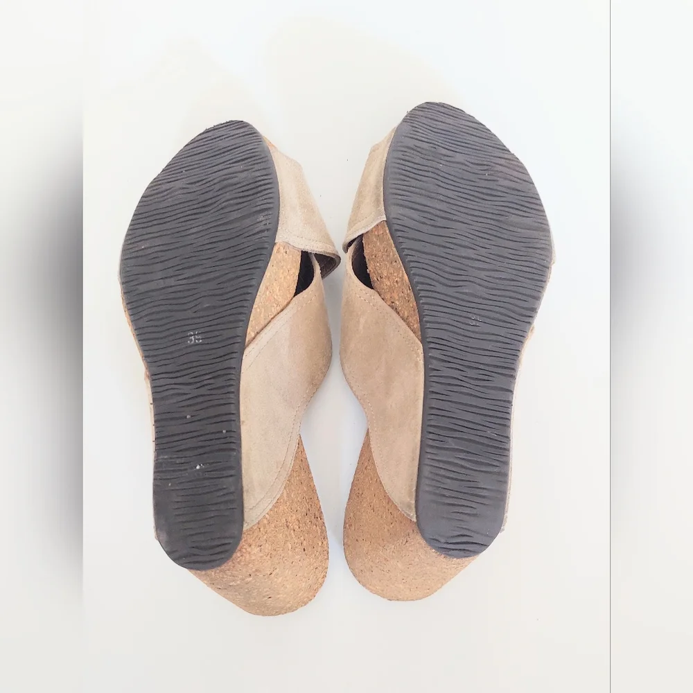 Cordani Size US 8 EU 39 Devon Platform Wedge Sandal Avio Suede